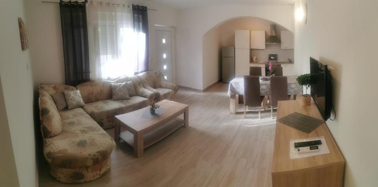 Apartments Slisko โปเรช ภายนอก รูปภาพ